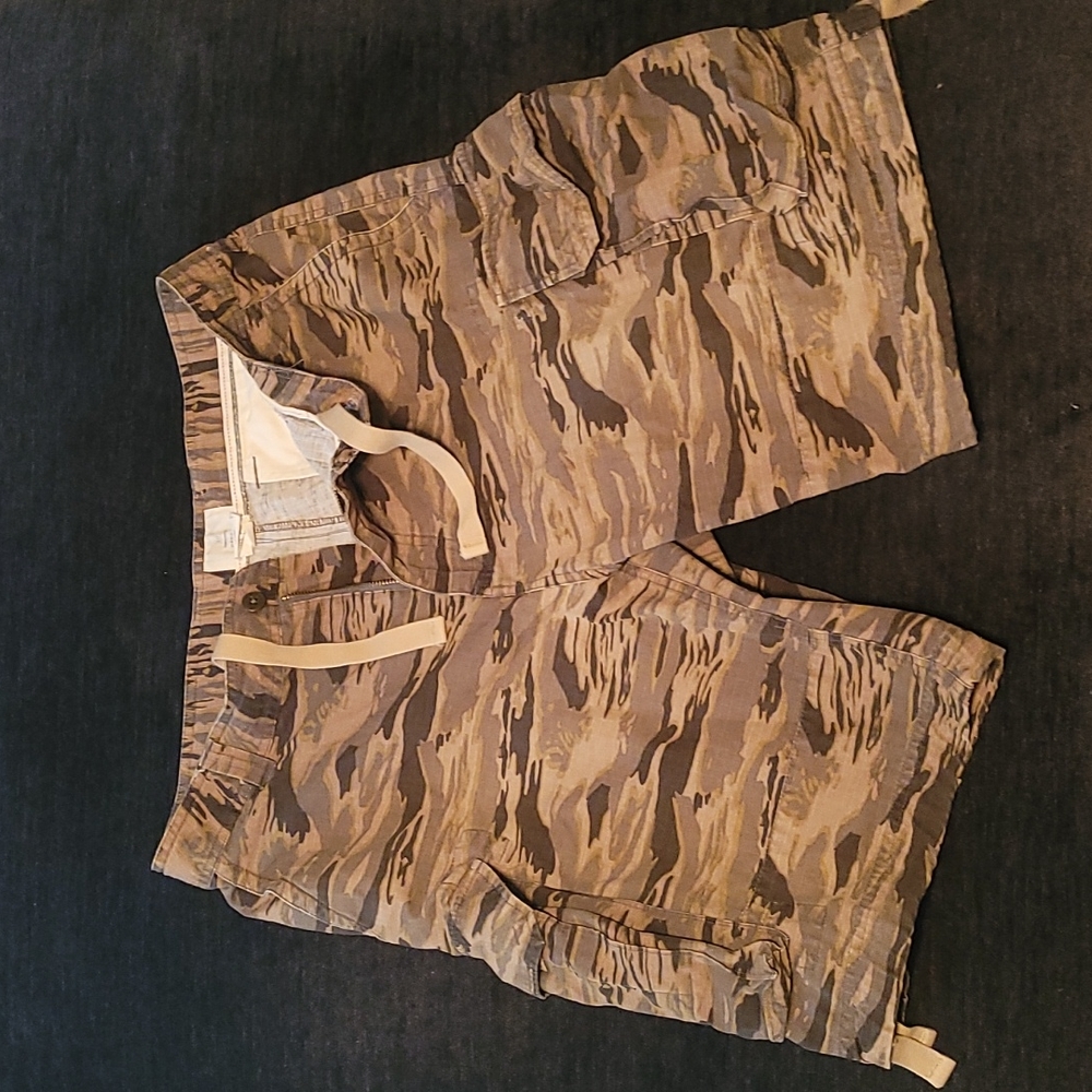 GAP Camo Tiger Striped Camouflage sz 36 Cargo Shorts Mens (Vintage)